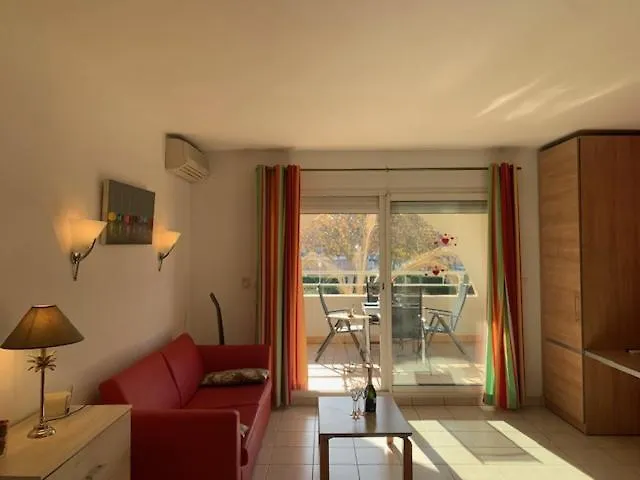 609 Natureva- 2 Pers 아파트